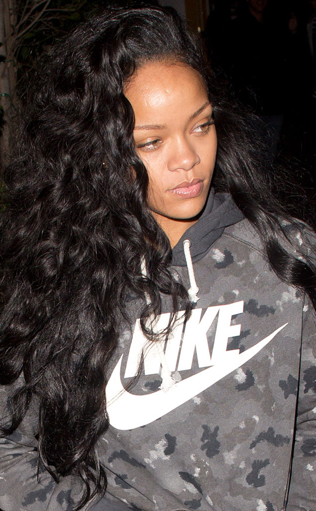 Rihanna Gets Weave Flaunts Xmas Gifts E News Deutschland